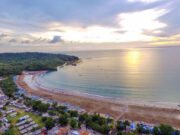5 Wisata Alam Pangandaran, Indahnya Pantai sampai Serunya Body Rafting