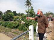 Ganjar Pranowo Pastikan Jembatan Kali Kamal Brebes Segera Diperbaiki
