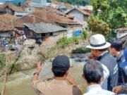 Jembatan Rusak Akibat Banjir Bandang Ciwidey Segera Diperbaiki