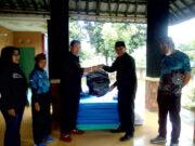 Sebagai Apresiasi Anggota DPR RI Fraksi PDI P Tb. Hasanuddin Salurkan Bantuan Peralatan Silat ke Paguyuban Budi Saluyu