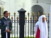 Presiden Jokowi Didampingi Kapolri dan Habib Luthfi Lepas Kirab Merah Putih