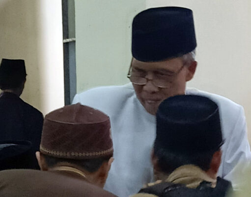 Bersembunyi di Tempat yang Terang