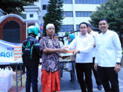 Kemenag Bagi-bagi Takjil, Libatkan Pejabat Eselon