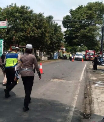 Ditlantas Polda Jabar Olah TKP Kecelakaan Mobil Dinas Bupati Kuningan