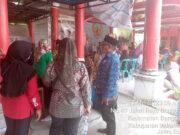 992 KPM Desa Bangodua Terima Bantuan Beras