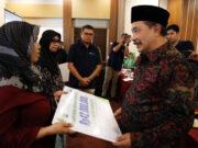 Pemprov Jawa Barat Berikan 150 Ribu Jaminan Sosial Bagi Guru Ngaji