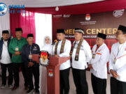 Pasangan Cabup-Cawabup Rony-Wahyu Resmi Daftar ke KPUD Pacitan