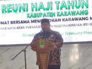 Reuni Haji 2024, Kemenag Karawang Serahkan 2055 Alumni Haji Menjadi Anggota IPHI