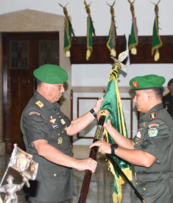 Mayjen TNI Dadang Arif Abdurahman Pimpin Sertijab Pejabat Kodam III/Slw
