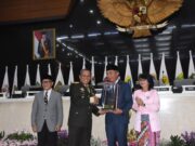 Pangdam III/Slw Hadiri Sertijab Gubernur Jabar