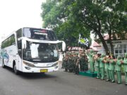 Pangdam III/Slw Berangkatkan Anggota Mudik Gratis