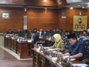 Wabup Indramayu Jawab Pandangan Umum Fraksi DPRD soal Tiga Raperda