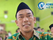 Guru MDT dan Bakul Esteh dalam Dunia Medsos