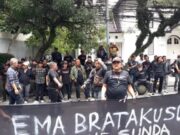 ‘Aliansi Bandung Melawan’ Desak Wali Kota Segera Buka ‘Police Line’ di Kebun Binatang Bandung