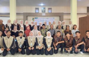 KKN UIN Gus Dur Sukses Dongkrak Program Lingkungan: Bank Sampah Hidup, Magot Bangkit Lagi