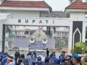 Para Pensiunan ASN Demo Tuntut Hak Uang Korpri