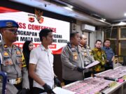 Polisi Ungkap Peredaran Uang Palsu Jelang Lebaran, Barang Bukti Ditaksir Rp12 Miliar