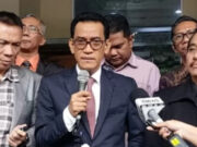 Refly Harun Ungkap Dugaan Alasan Rismon Sianipar Pilih Damai dengan Jokowi