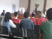 Praperadilan Dikabulkan, Tapi Tetap Dituntut: Ada Apa dengan Kasus James Gunawan?